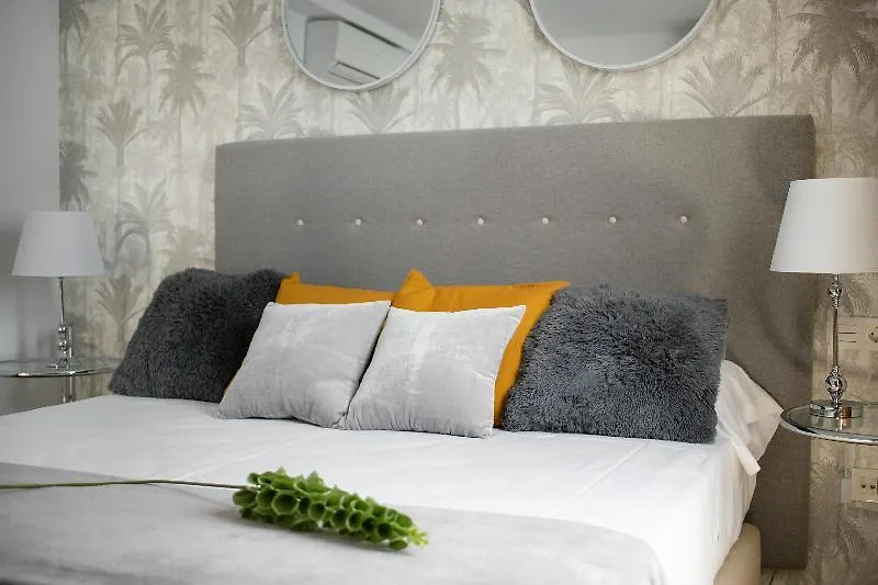 Apartamentos Boutique Martires Málaga İspanya